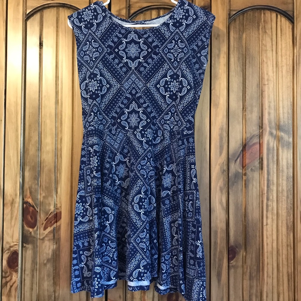 Girls Children’s Place fit and flare dress size 16